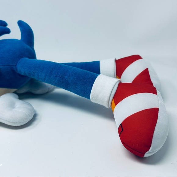 Sonic The Hedgehog Movie 2 Blue and White Plush Toy Large 22” Excellent No Tags - Picture 11 of 16